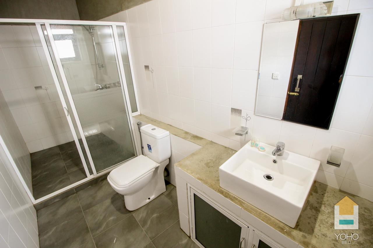 Hotel Yoho Solid Borella 2*
