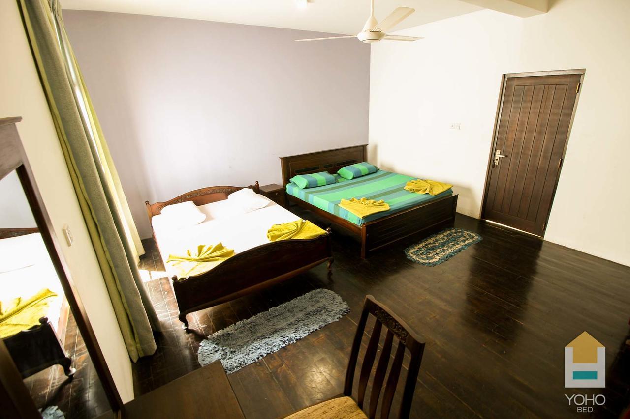Yoho Solid Borella Hotel